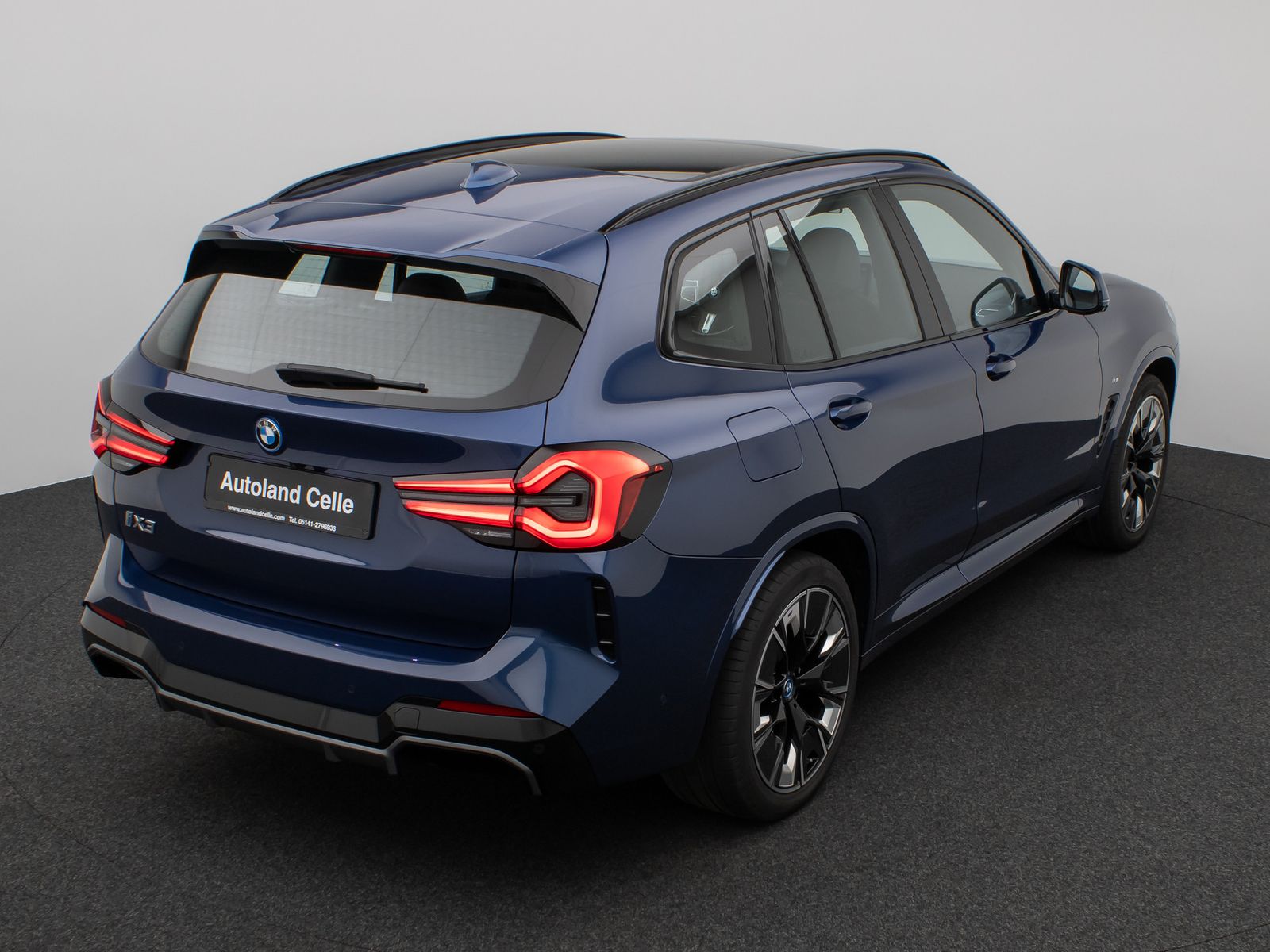 Fahrzeugabbildung BMW iX3 Impressive M Sport Panorama 360°HUD DAB H/K