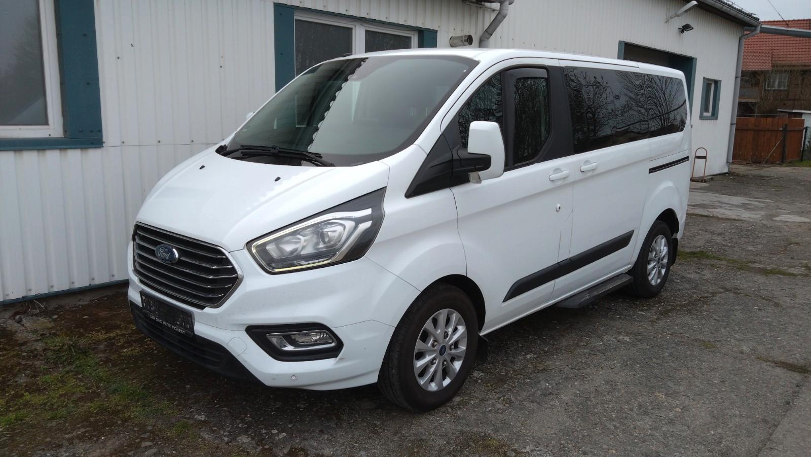 Ford Tourneo Custom L1, 96kW, AHK, Aut.