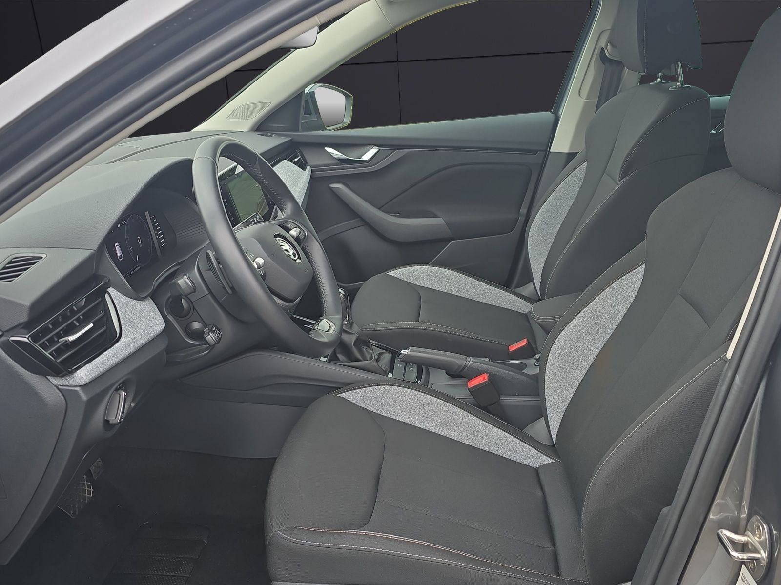 Fahrzeugabbildung SKODA Scala Drive 1.0 TSI DSG ACC  Matrix LED RFK Keyl