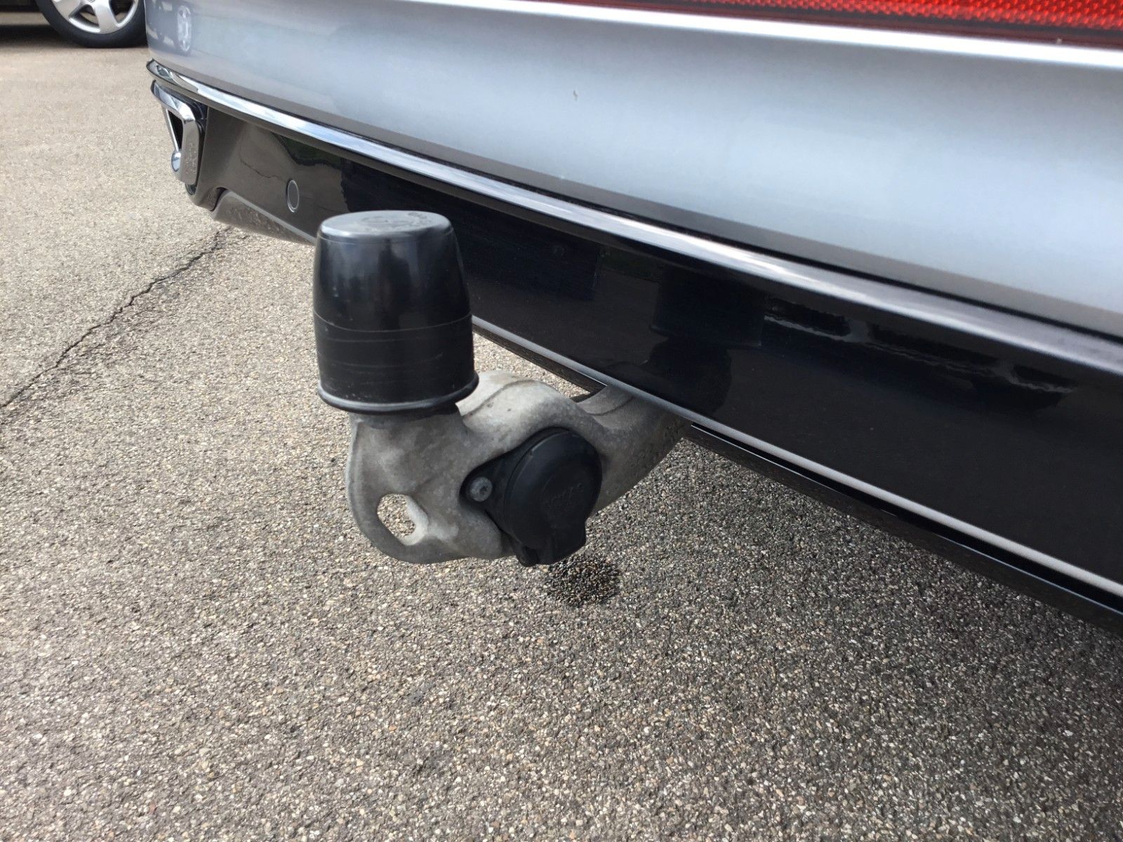 Fahrzeugabbildung Volkswagen Tiguan Allspace 2.0TDI DSG 4M R-Line+Standheizun