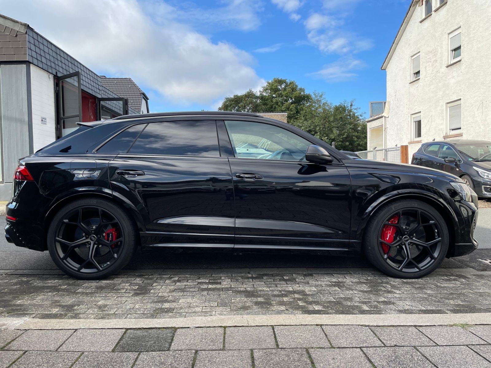 Fahrzeugabbildung Audi RSQ8 Performance Full Option|Carbon|STHZ|B&O Adv