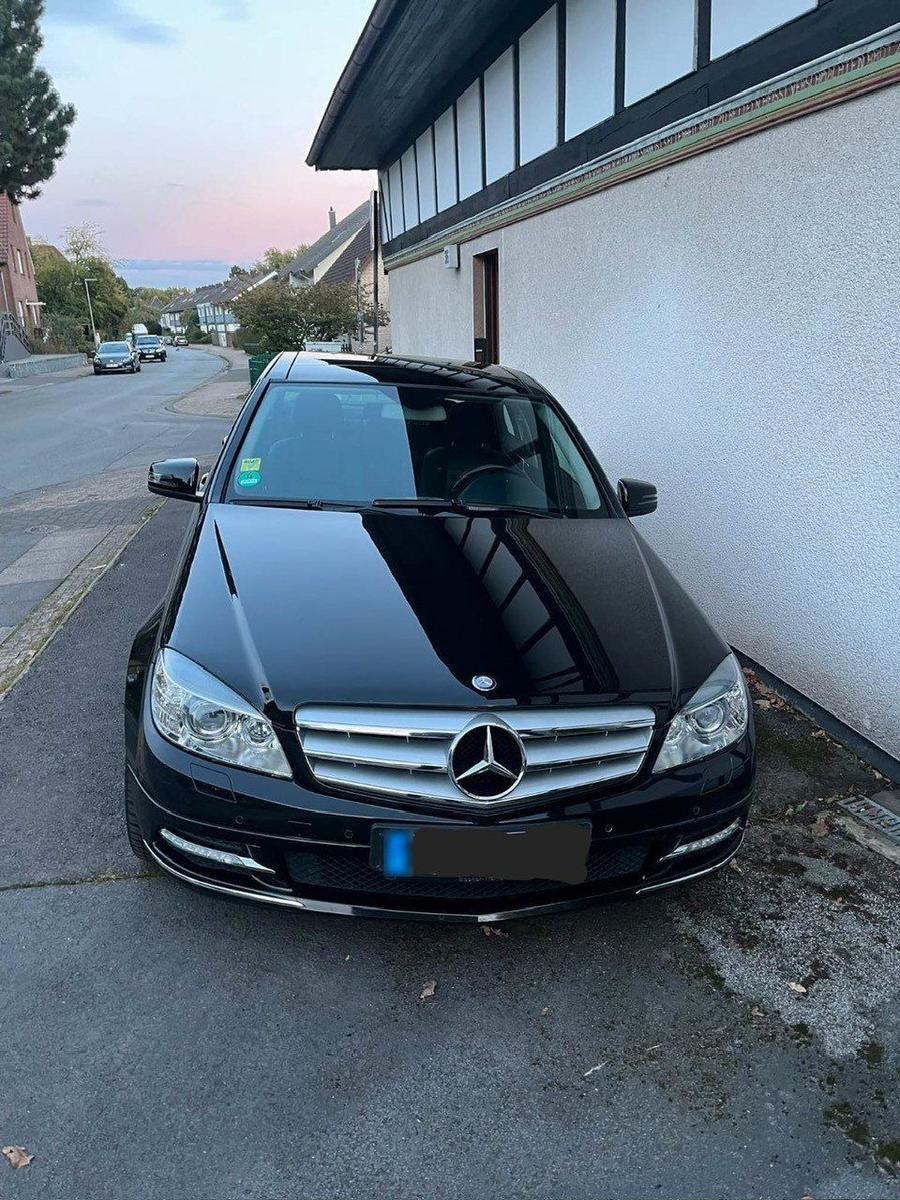 Mercedes-Benz C 300