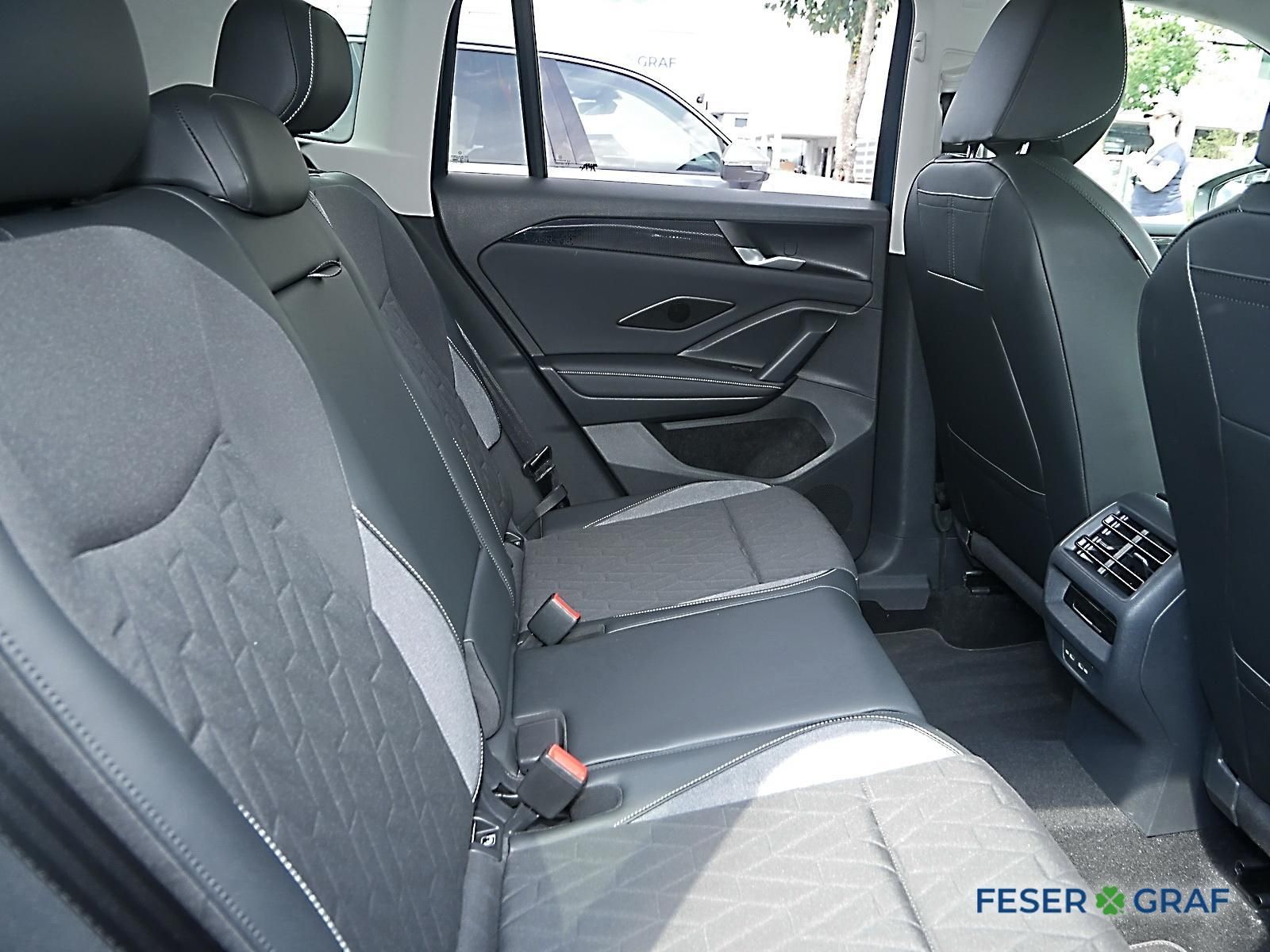 Volkswagen Tiguan - Bild 8