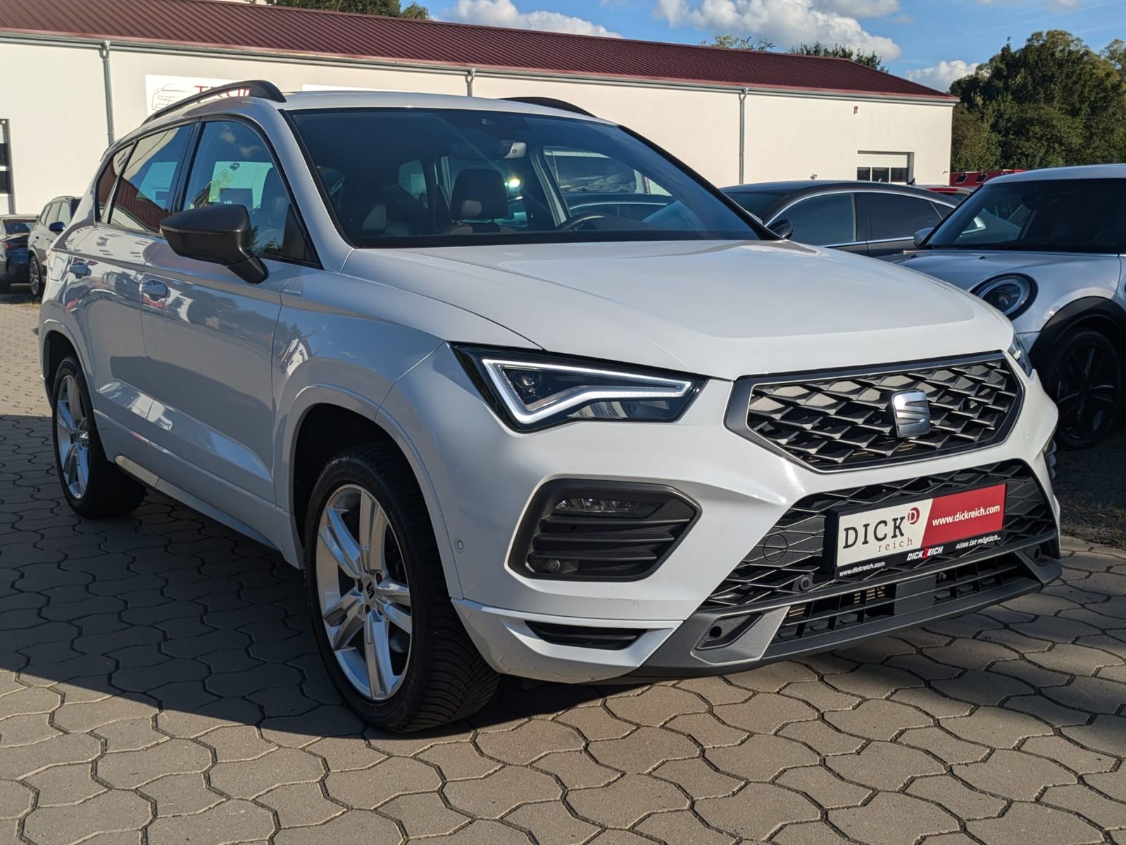 Fahrzeugabbildung SEAT Ateca FR 2.0 TDI LED/ACC/CAM/NAVI-PRO/ALCANTARA