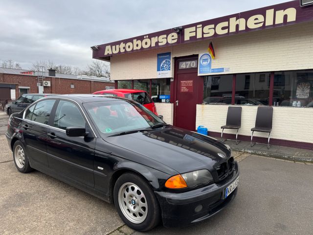 BMW 323i