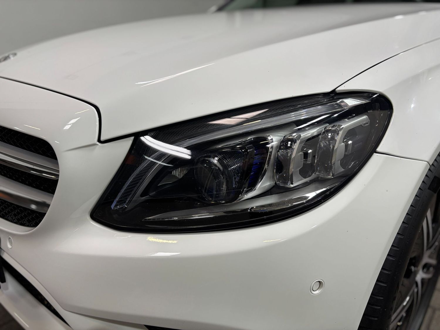 Fahrzeugabbildung Mercedes-Benz C 220 d 4Matic Avantgarde#Pano#LED#HUD#AHK#Kamer