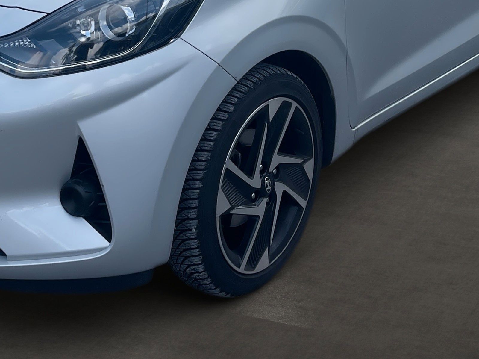 Fahrzeugabbildung Hyundai i10 Edition 30+  1.0 M/T