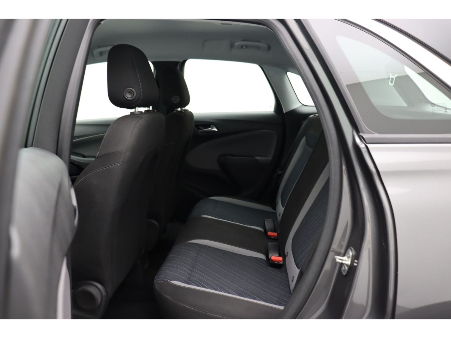 Fahrzeugabbildung Opel Crossland 1.2 Basis Totwinkelass. Kamera AppleCP