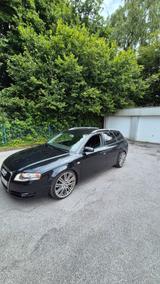 Audi A4 2.0 T FSI quattro Avant S-line - Audi A4 aus 2005: Line