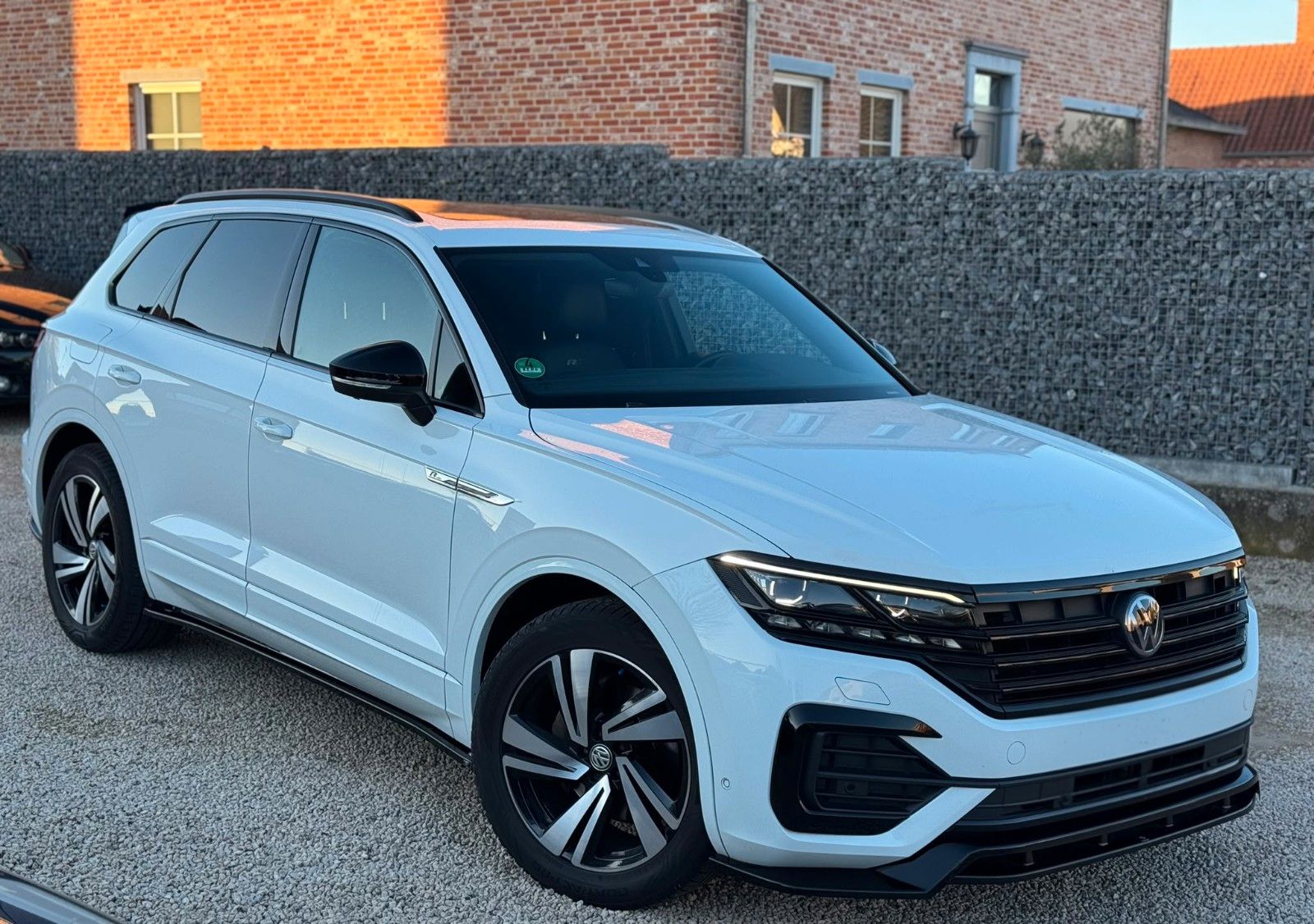 Volkswagen Touareg 3.0 TDI R-Line 4M"MAX-VOLL"NO-HYBRID !