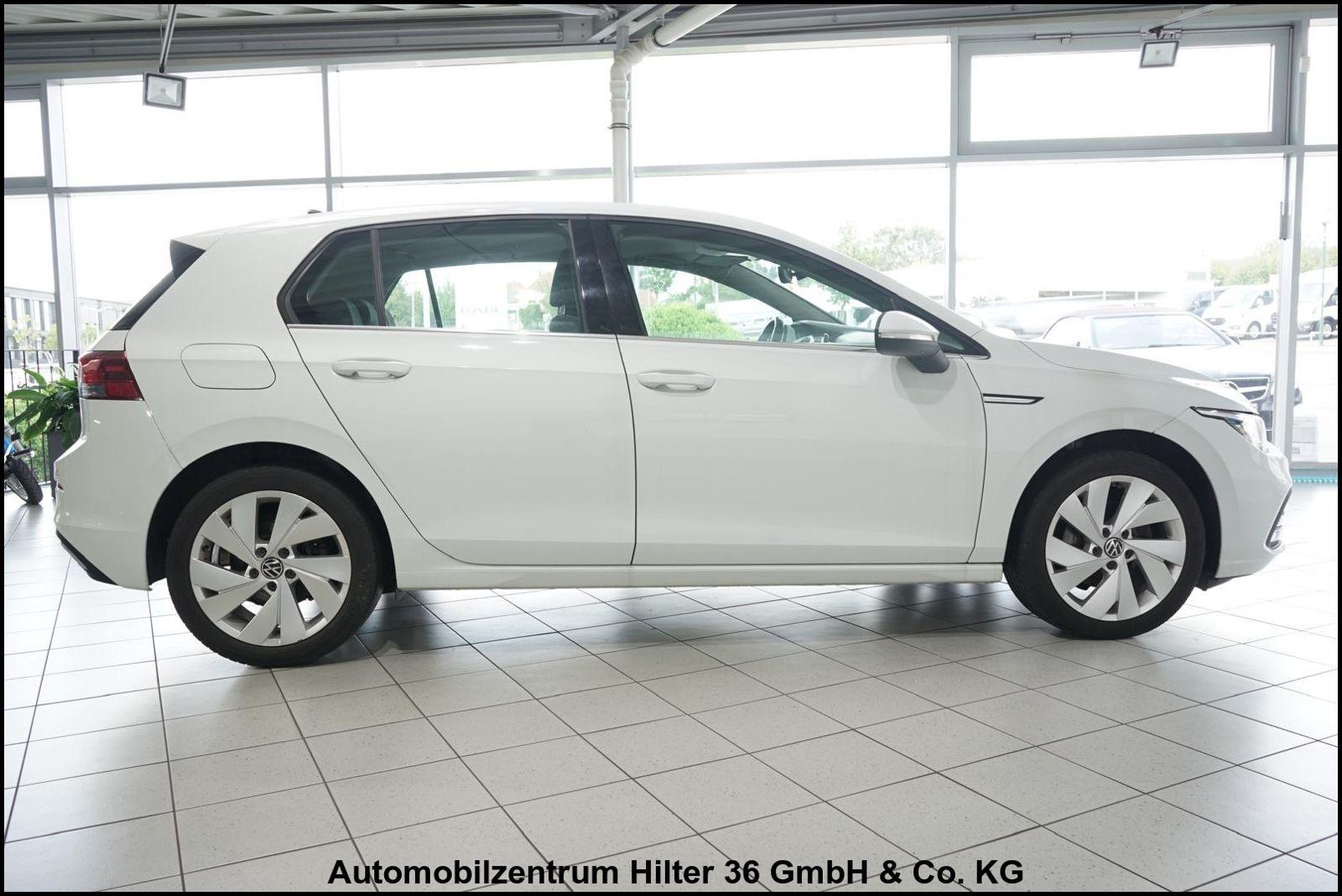 Volkswagen Golf VIII Carplay / Navi / Start Stop, миниатюра 2