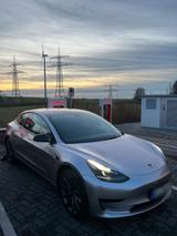 Andere Tesla Model 3 SR, Silber foliert + weitere... - Andere in Bielefeld