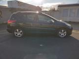 Peugeot 207 SW Premium 120 VTi Pano - Peugeot 207 in Köln