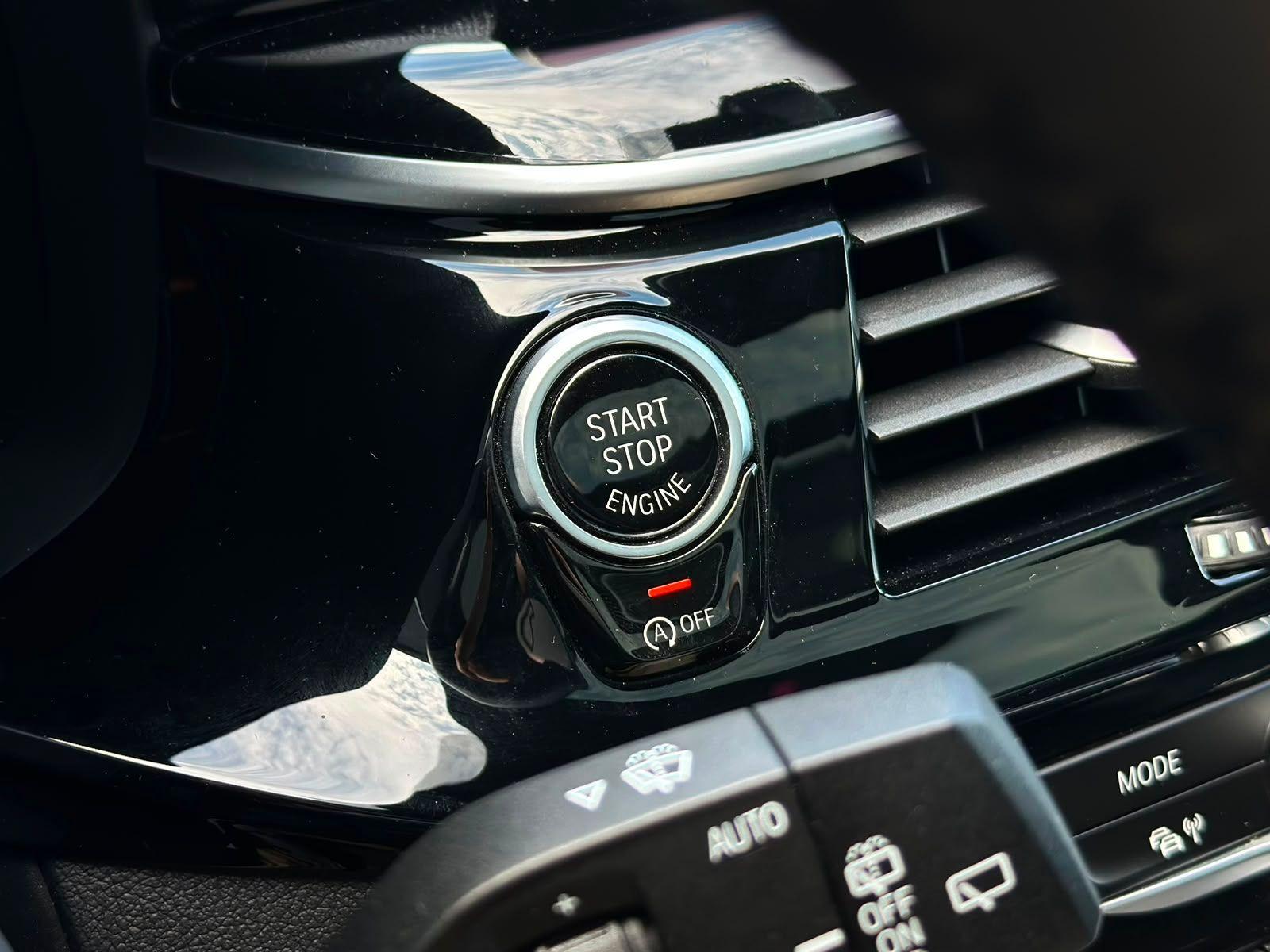 BMW 520d LUXURYLINE SHADOW ACC#PANO#SHZ#MEMORY#SH#LH