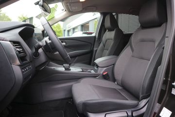 Nissan Qashqai - 11