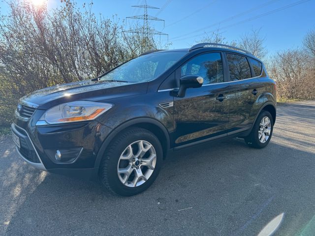 Ford Kuga 2,0 TDCi 4x4 120kW Titanium Titanium