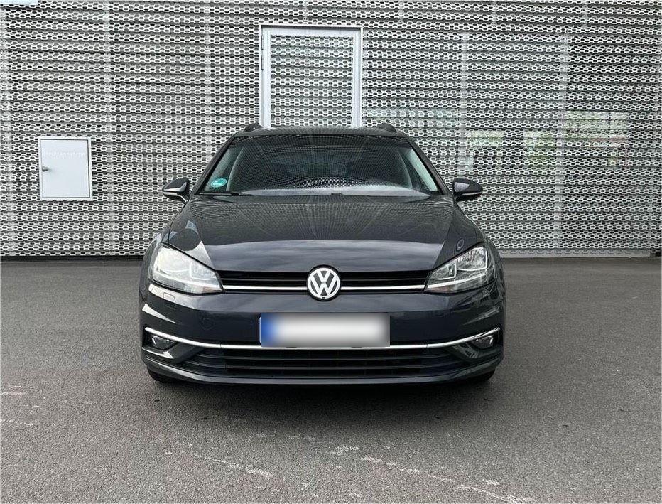 Image of Volkswagen Golf