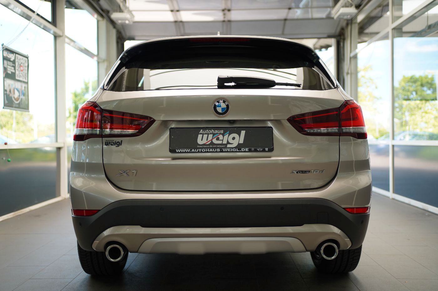 Fahrzeugabbildung BMW X1 xDrive18d xLine +AHK+LED+Parkassist+Navigatio