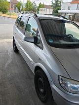 Opel Zafira A Tüv 02.27 - gebrauchte Opel Zafira aus dem Jahr 2004