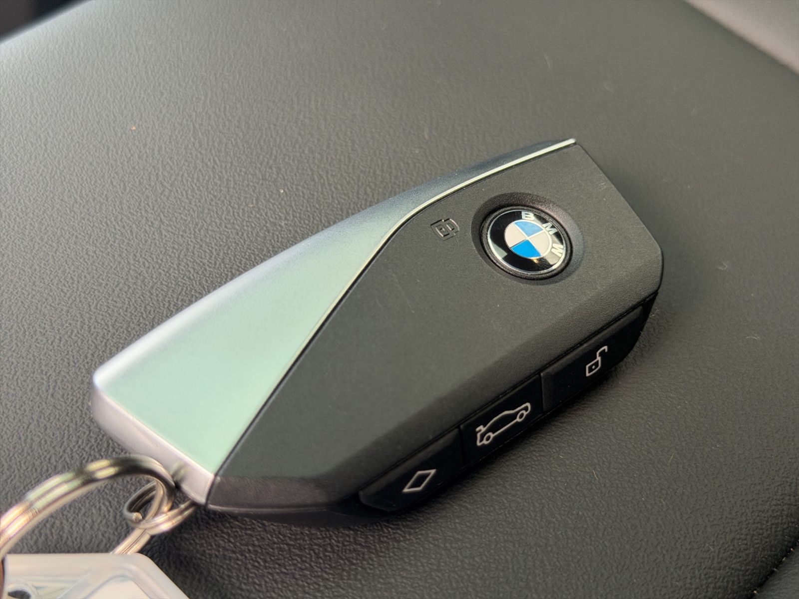 Fahrzeugabbildung BMW X2 sDrive M Sport*Head-up*Harman*360°Cam*DAB*