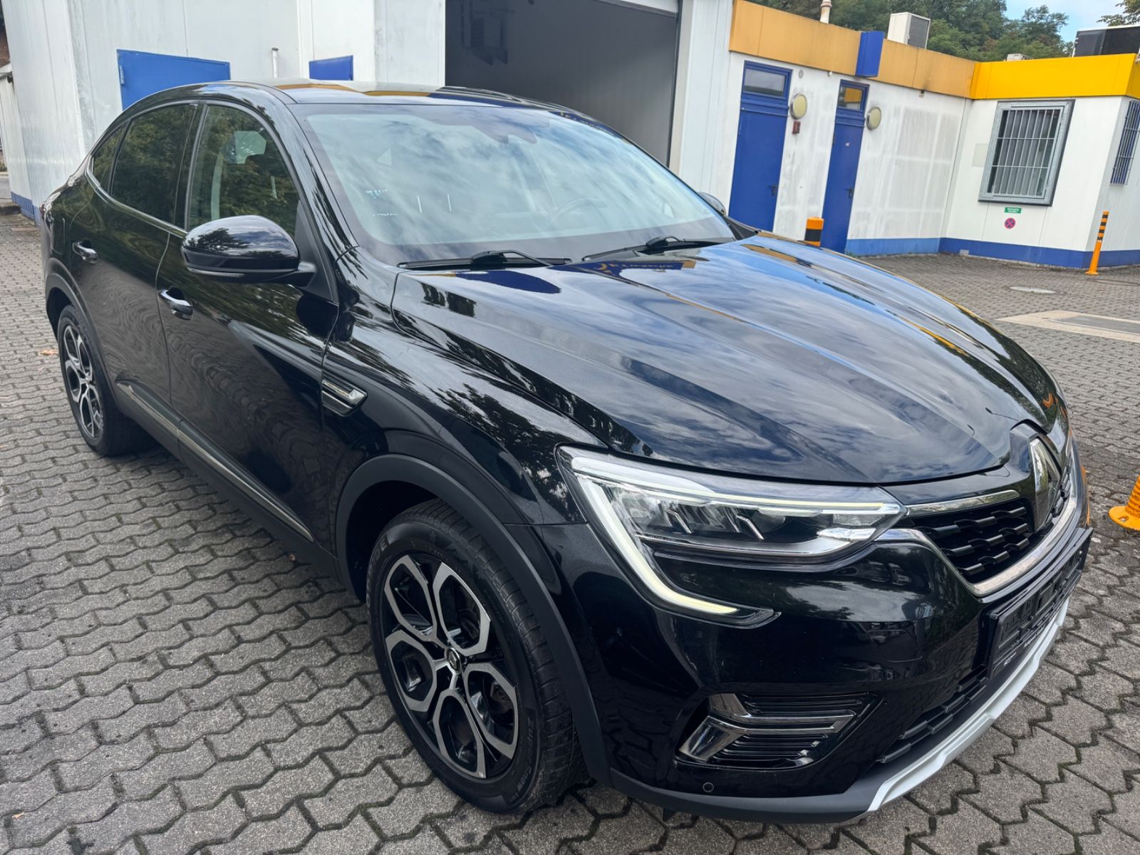 Fahrzeugabbildung Renault Arkana Intens E-Tech LED+NAVI+ACC+Kamera