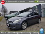Toyota Avensis Combi 2.2 D-4D DPF Executive+AHK+KLIMAAU - Toyota Avensis Executive mit Diesel-Antrieb
