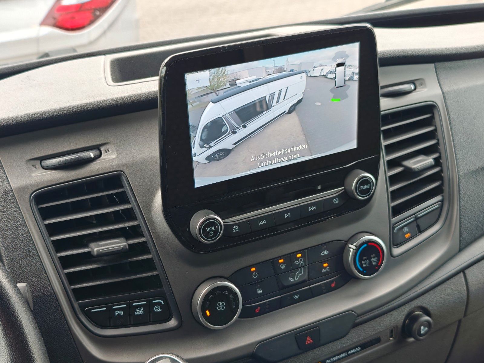 Fahrzeugabbildung Ford Transit Kasten 350EF L4 Trend, Navi, DAB, Kamera