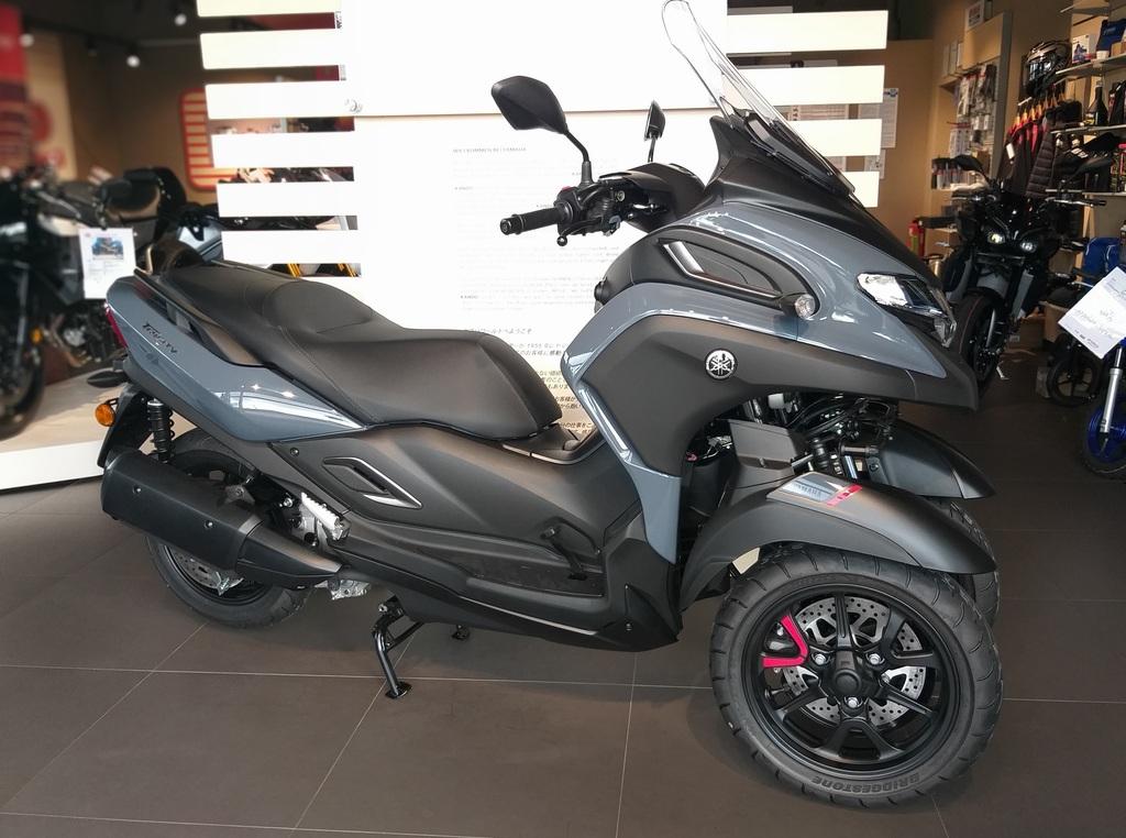 Yamaha TRICITY 300 