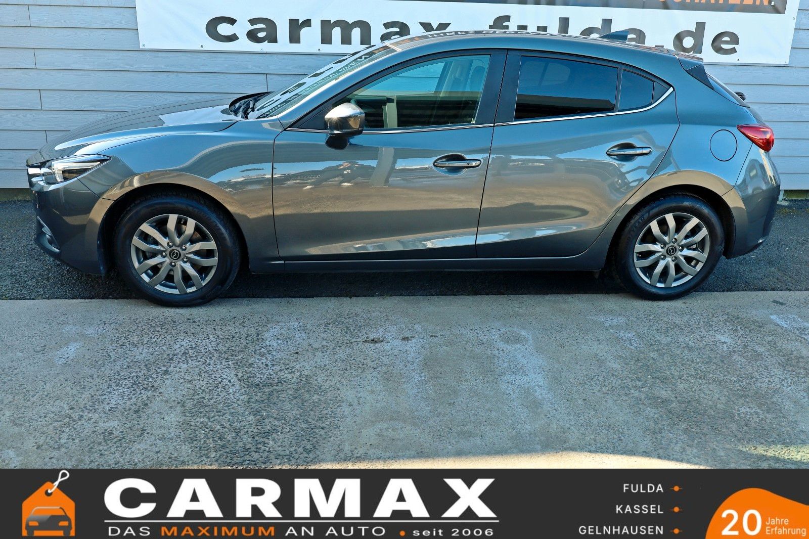 Fahrzeugabbildung Mazda 3 Lim. Sports-Line Navi,LED,SH,PDC,Kamera,HUD