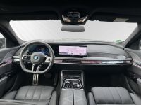 BMW M760 - Vorschau Bild 11