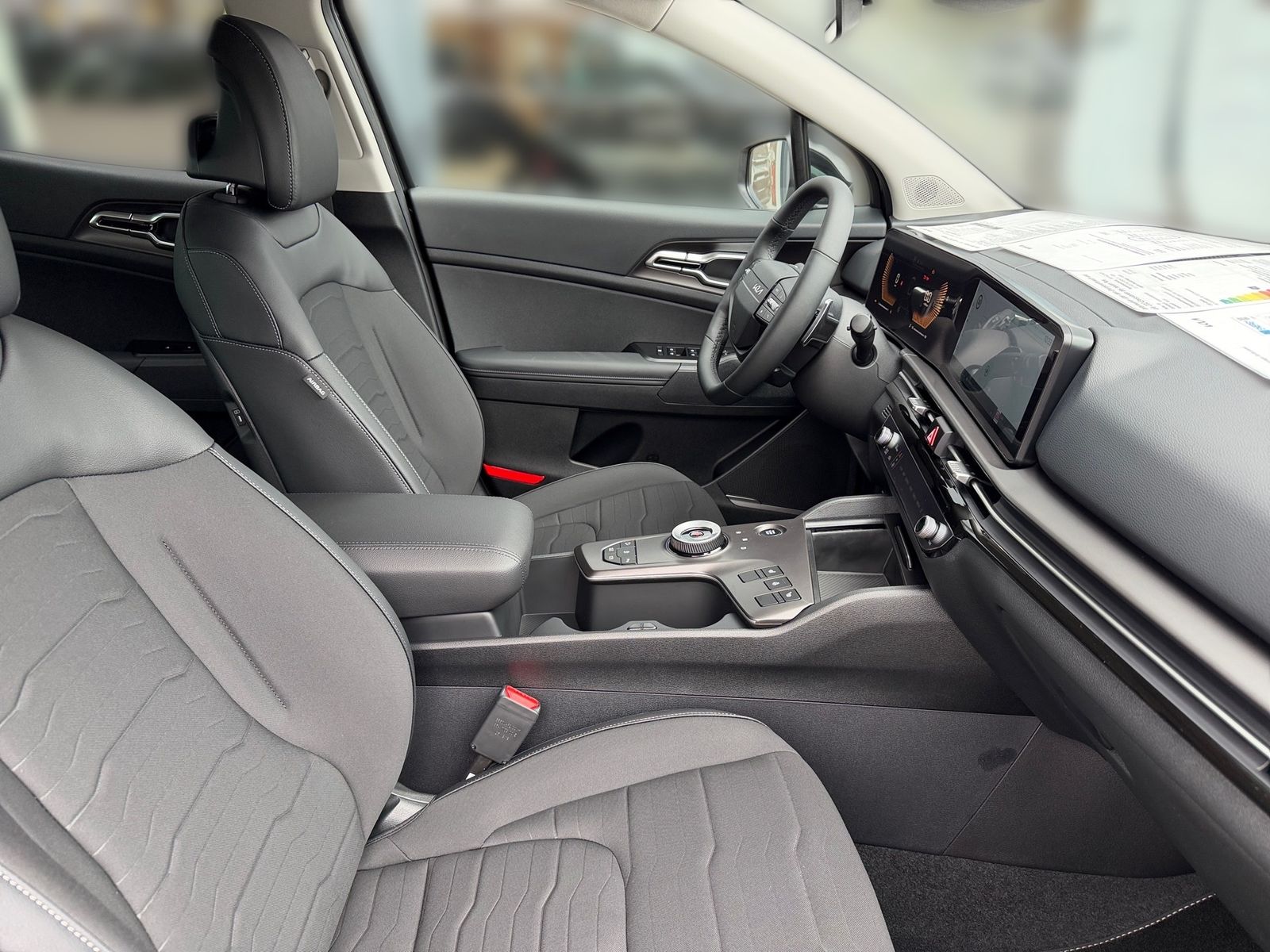 Fahrzeugabbildung Kia SPORTAGE 1.6T 2WD DCT Vision KOM Facelift