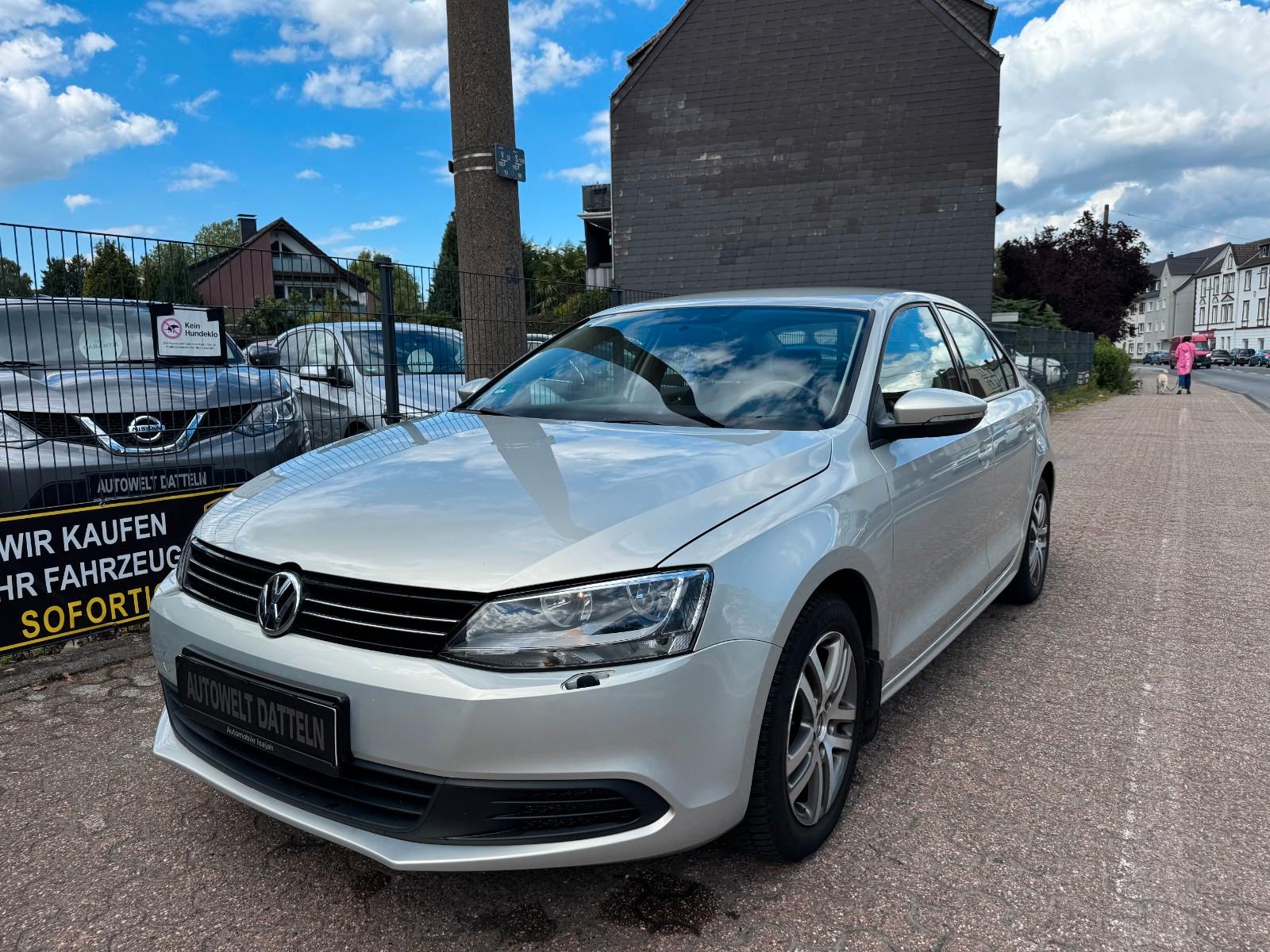 Volkswagen Jetta VI Comfortline/ALU/KLIMA/AHK/SHZ