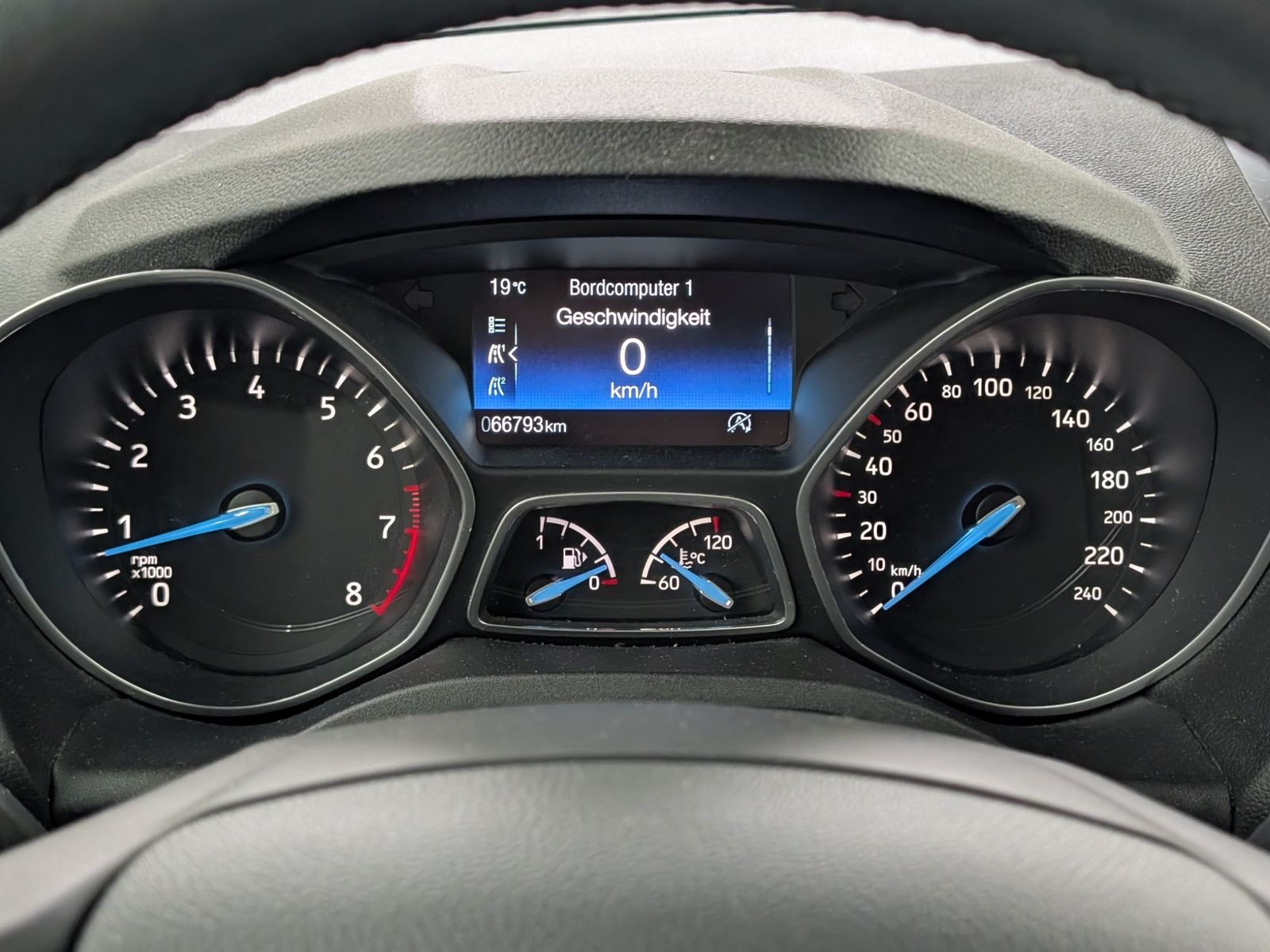 FORD C-Max 1.0 EcoBoost Cool & Connect Navi Klima SHZ – Bild 10