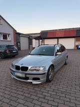 BMW e46 330i - BMW 330 Kombi 330i e46 mit Benzin-Antrieb