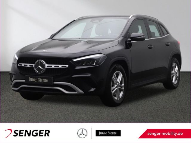 Mercedes-Benz GLA 200 Navi LED Sitzheizung Rückfahrkamera