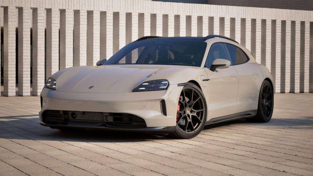 PORSCHE Taycan 4S ST FACELIFT BATT+/SPORTDESIGN/PANO/AIR