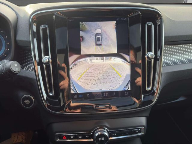 Volvo XC40 B3 Ultra Black Edition