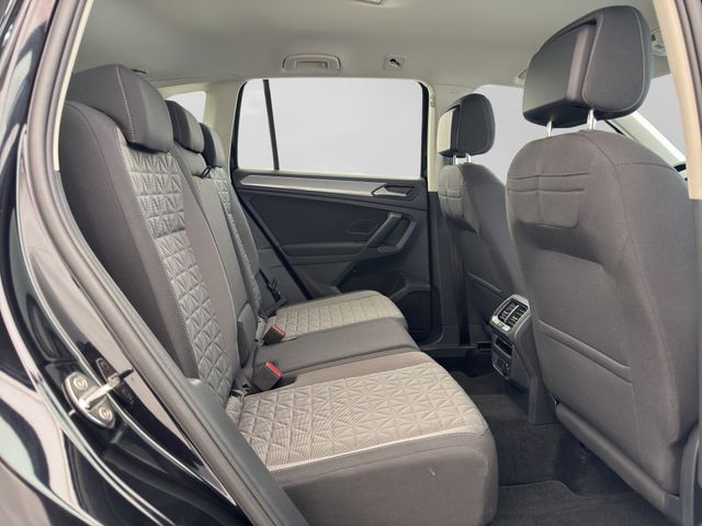 Fahrzeugabbildung Volkswagen Tiguan 2.0 TSI Life 4M DSG LED+Kamera+ACC+AHK