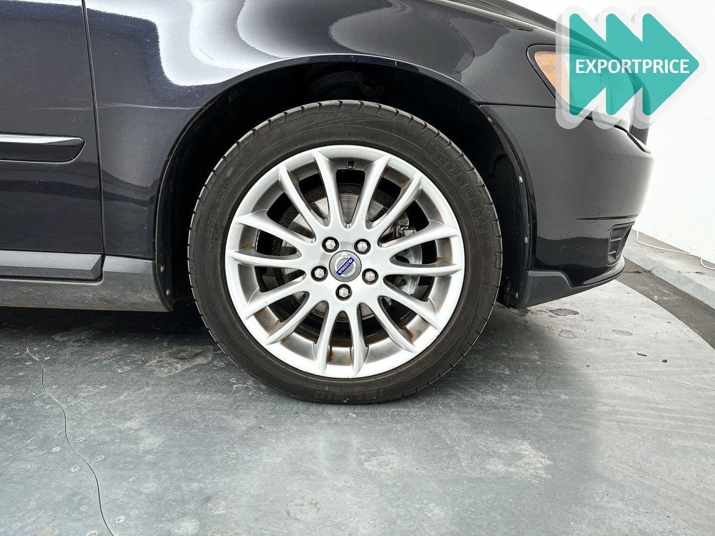 Volvo V50 2008 — photo 28