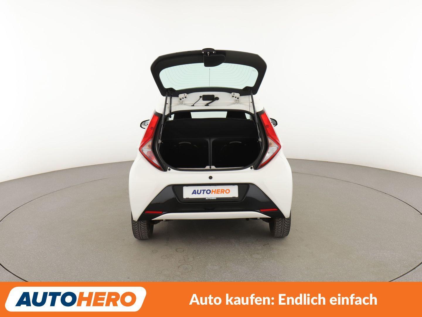 Toyota Aygo 1.0 X-Play club*CAM*KLIMA*GAANTIE*