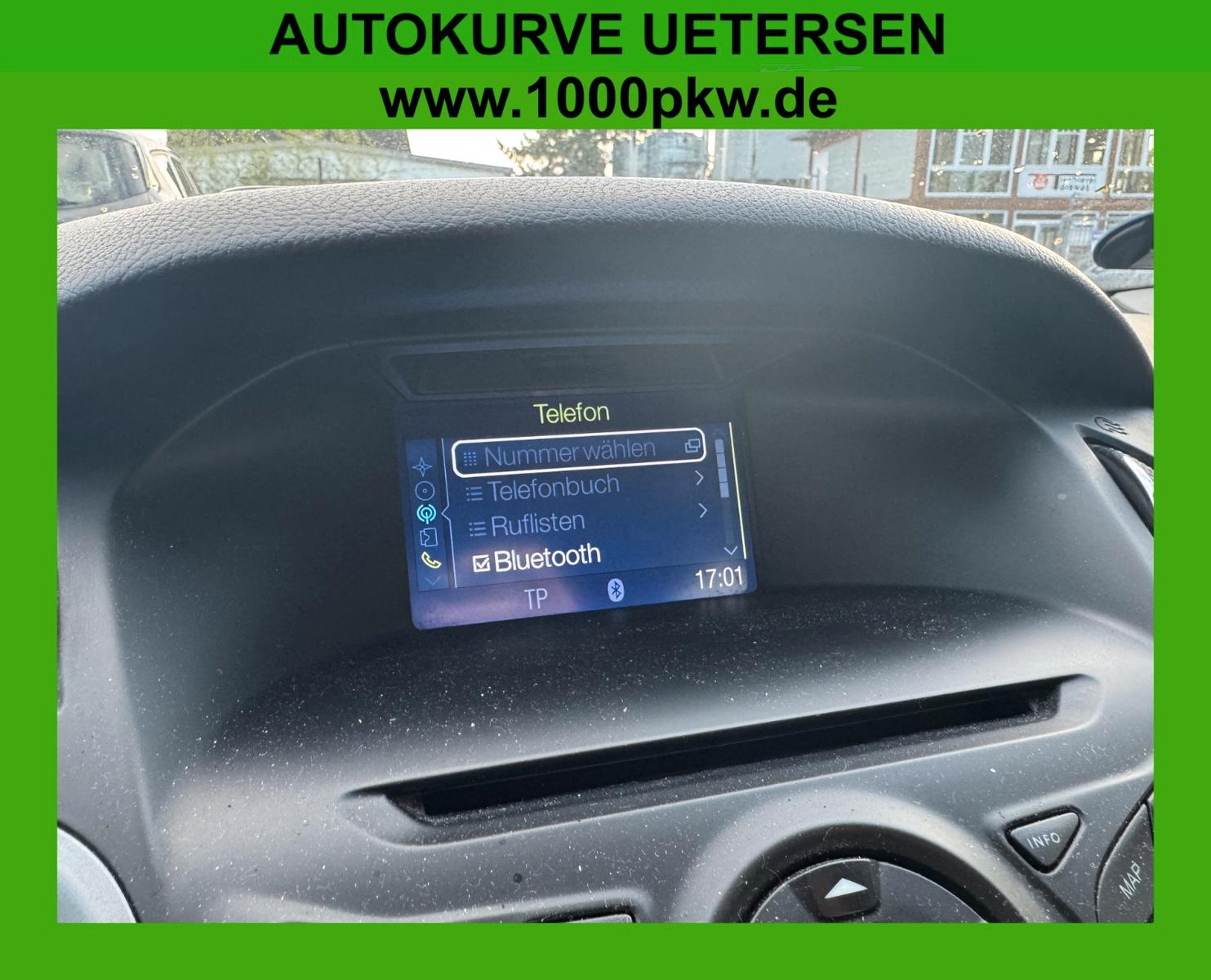 Ford Focus 2011 — photo 13