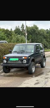 Lada Niva 1.7i 4x4 - - gebrauchte Lada Niva aus dem Jahr 2012