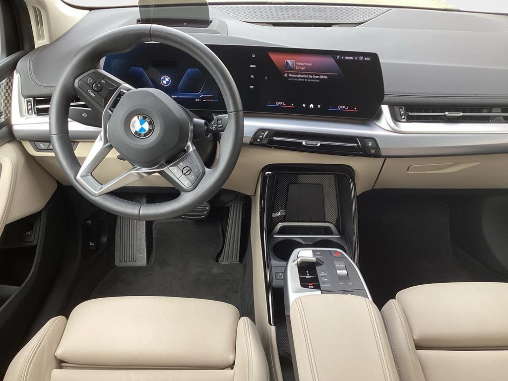 BMW 223d xDr. Active Tourer Luxury Line AHK+Pano+ACC