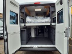 Adria Twin 640 SGX 60 Y Edition, Automatik