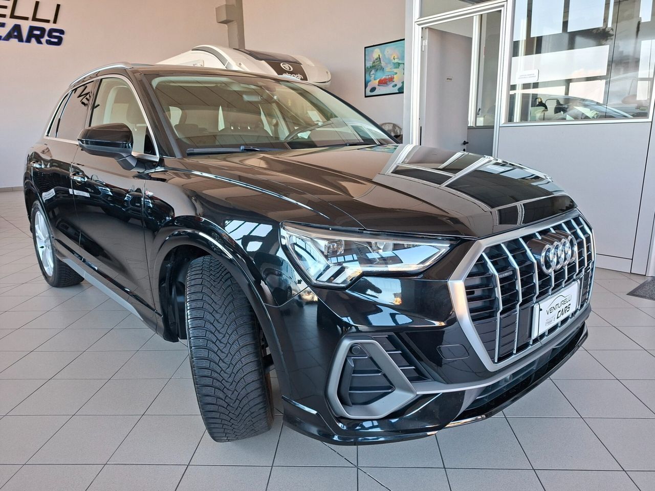 Audi Q3 40 TFSI quattro S tronic line edition TE imagem 3