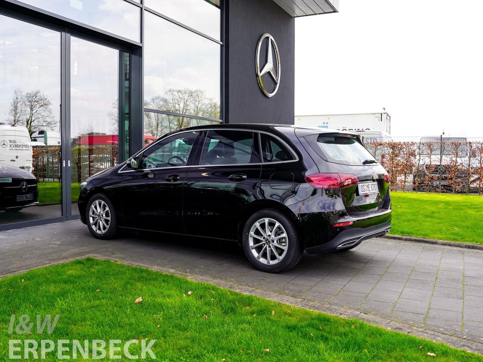 Fahrzeugabbildung Mercedes-Benz B 200 Progressive Kamera LED EasyPack Heckklappe