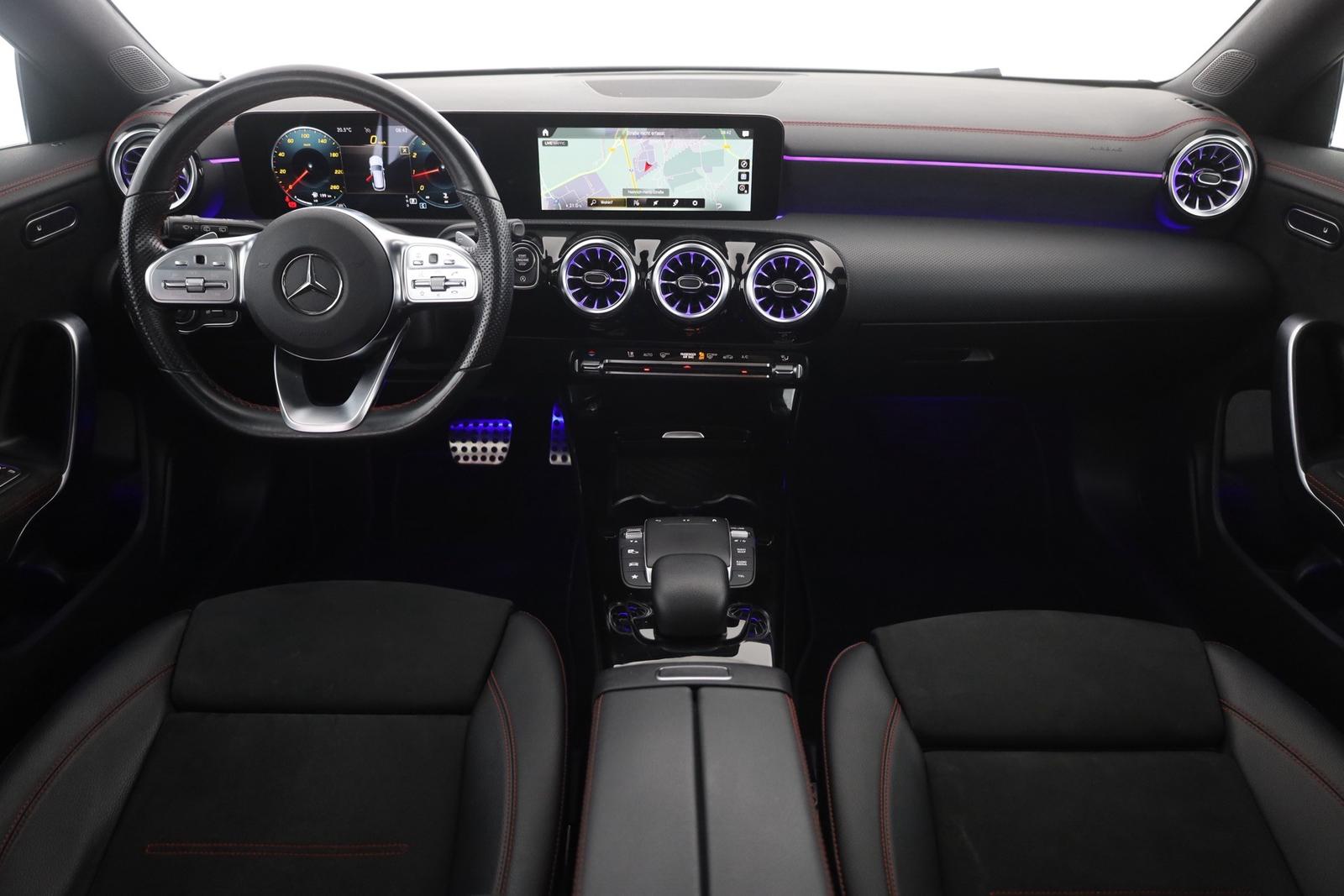 Mercedes-Benz CLA SB AMG Line LED Navi Panorama, миниатюра 9