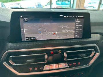 BMW X4 - 11