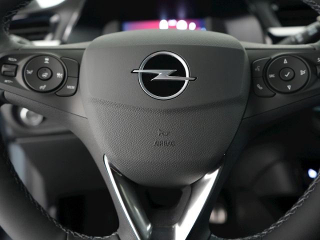 Corsa-e F FACELIFT GS +LONG RANGE+NAVI+SITZ-/LEN