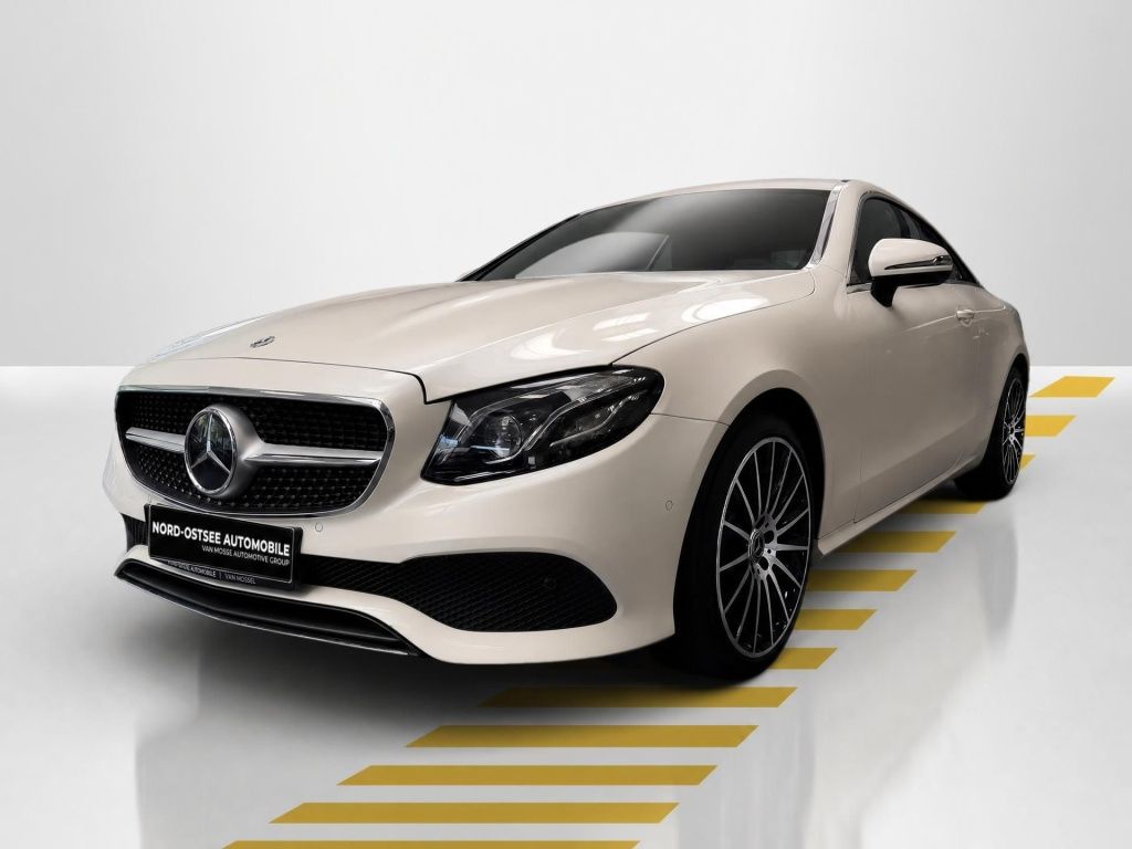 Mercedes-Benz E 220 d COUPE AVANTGARDE MULTIBEAM DISTRO KAMERA imagem 2